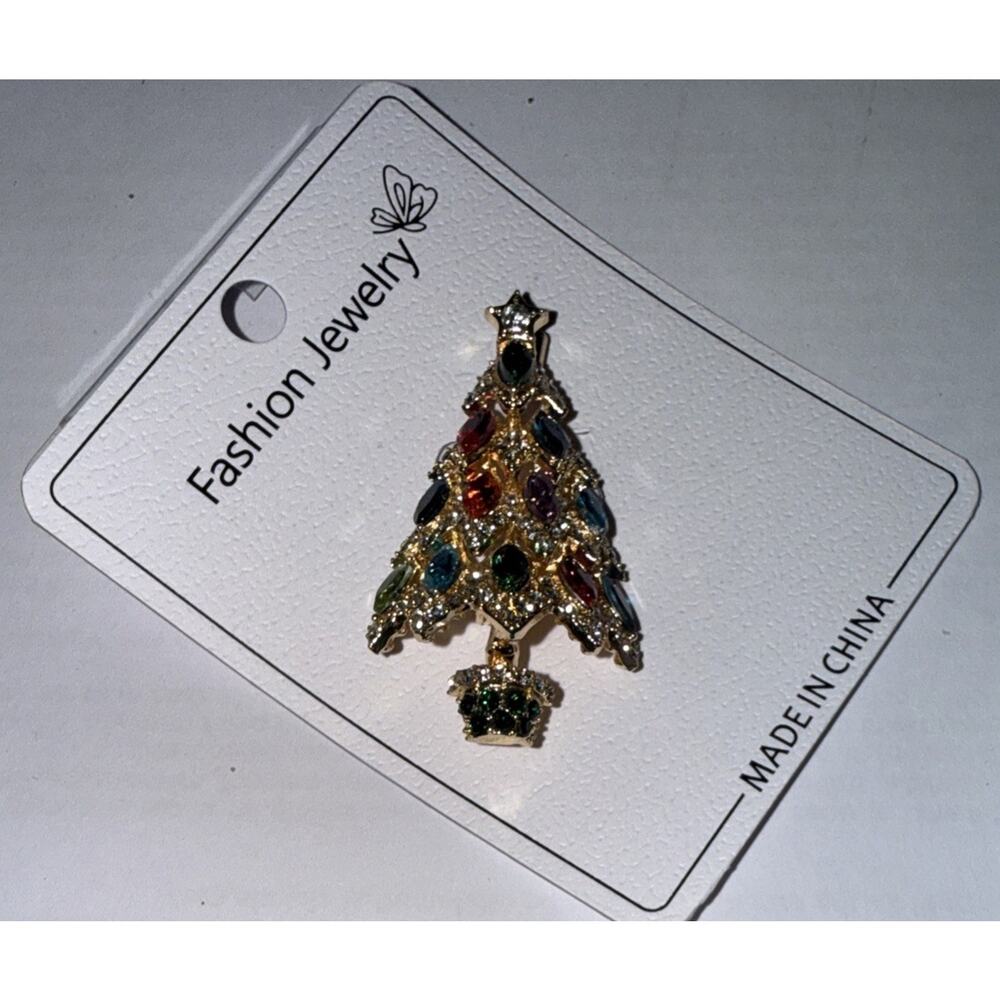 NWT Petite Goldtone Rhinestone Jewel Toned Christmas Tree Pin Brooch